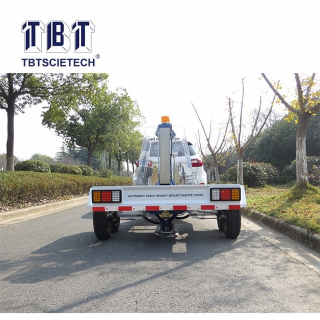 Heavy Weight Deflectometer (HWD)