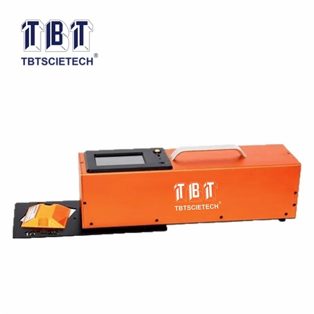 Retroreflectometer for Road Studs